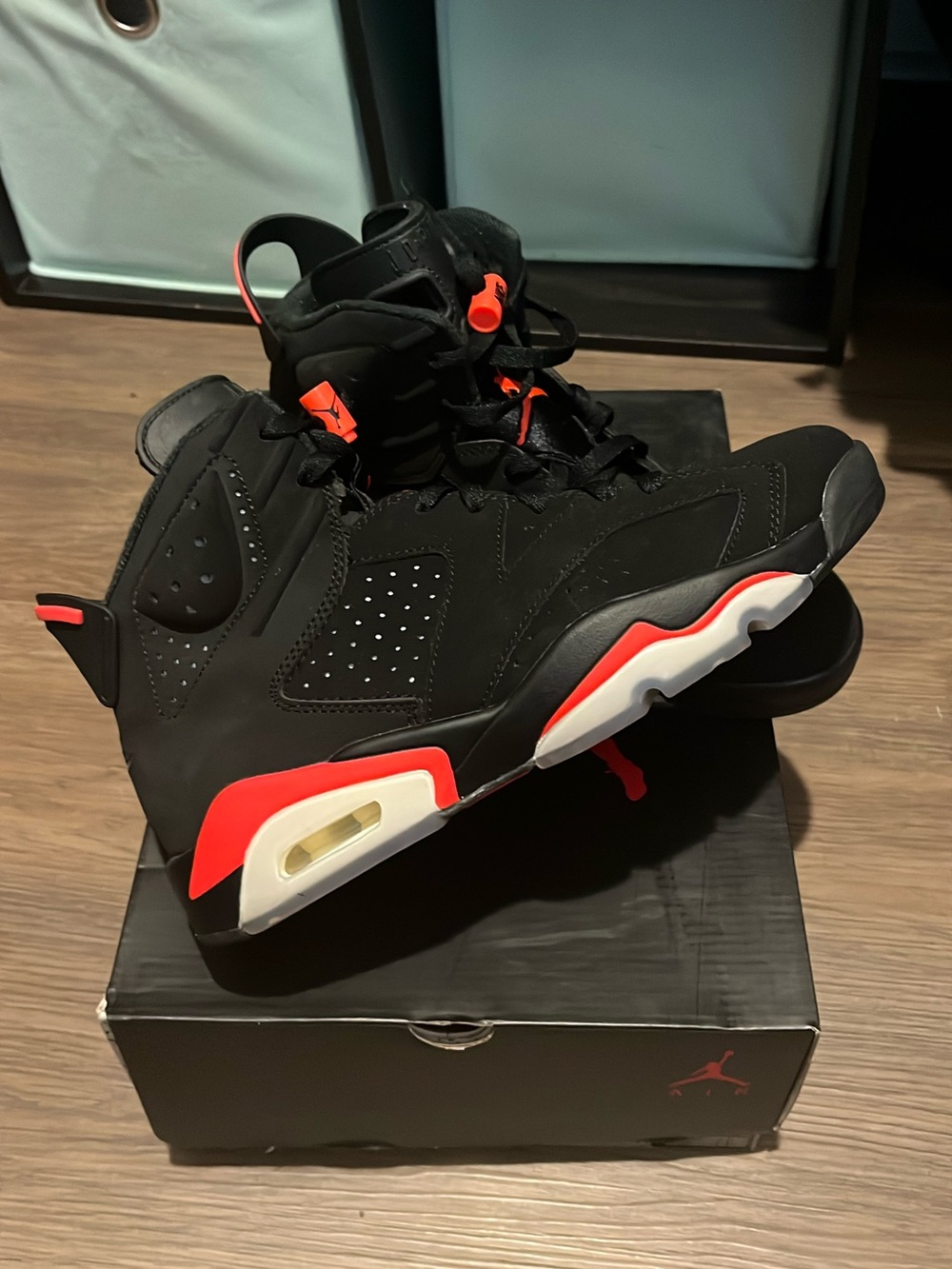 Jordan Retro 6 Infrared